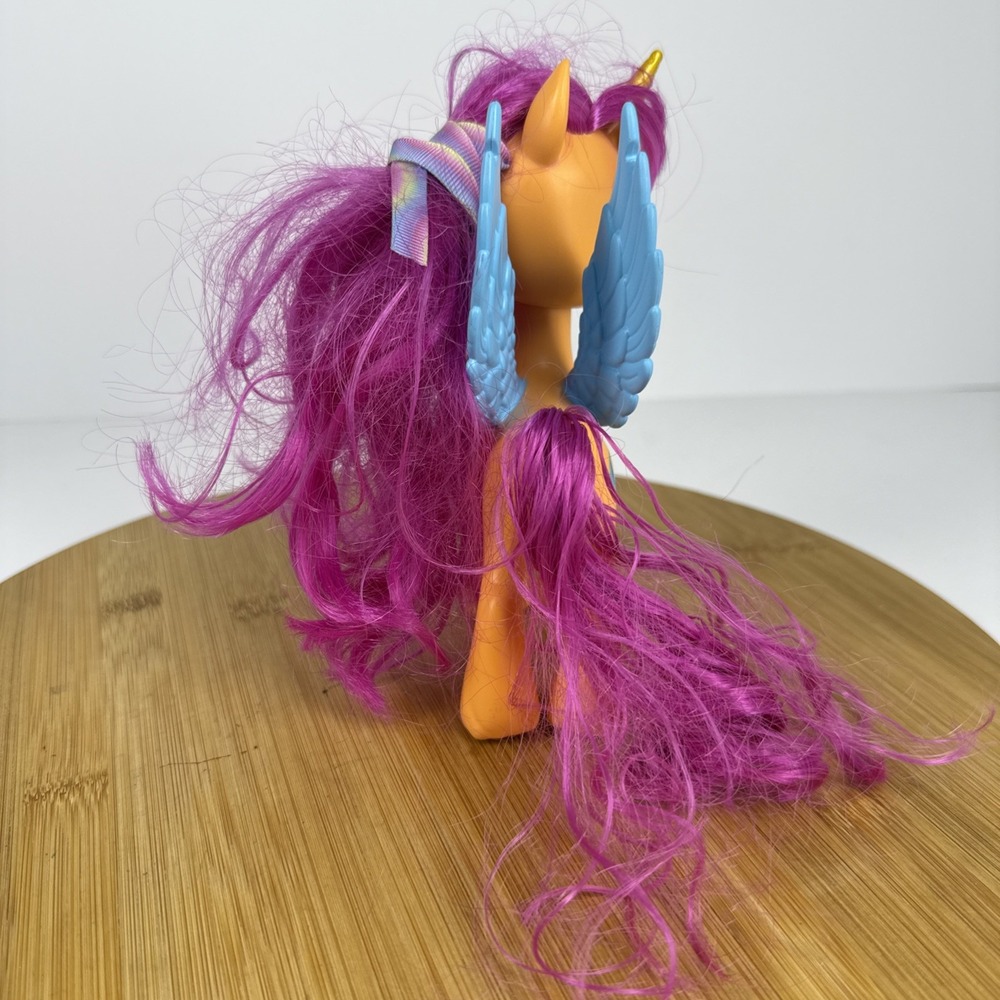 My Little Pony Sparkling Generations SUNNY‎ STARSCOUT  - 6.5"  2021 - Picture 2 of 9